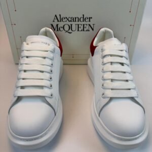 Alexander McQueen "ROYAL RED"