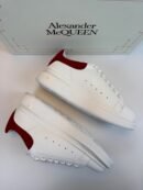 Alexander McQueen "ROYAL RED"