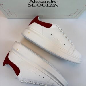 Alexander McQueen "ROYAL RED"