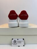 Alexander McQueen "ROYAL RED"