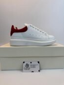 Alexander McQueen "ROYAL RED"