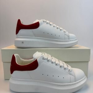 Alexander McQueen "ROYAL RED"