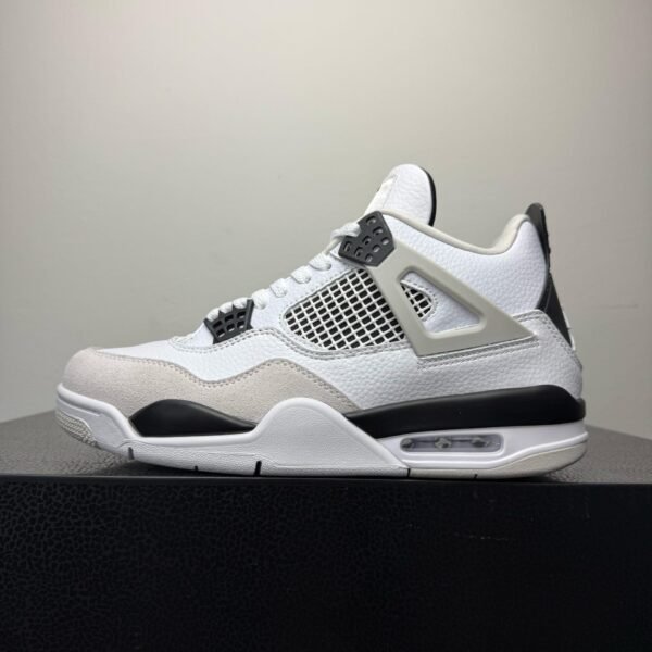 Air Jordan 4 Retro Military Black