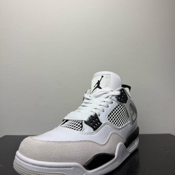 Air Jordan 4 Retro Military Black