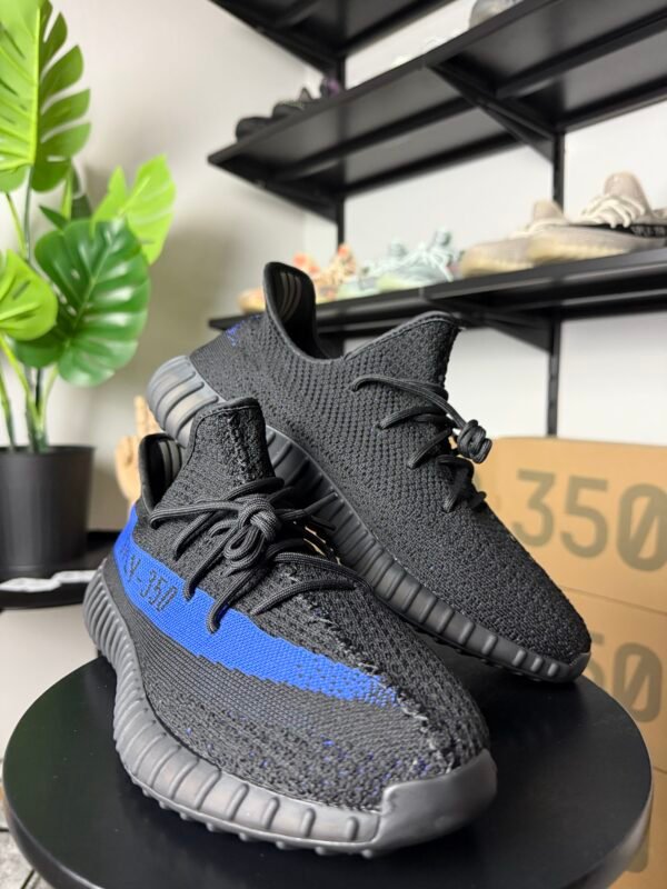 Yeezy Boost 350 V2 "Dazzling Blue" - Slika 3