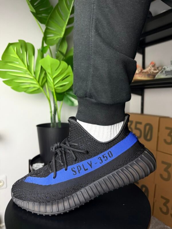 Yeezy Boost 350 V2 "Dazzling Blue" - Slika 2
