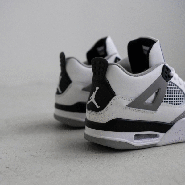 Air Jordan 4 Retro Military Black