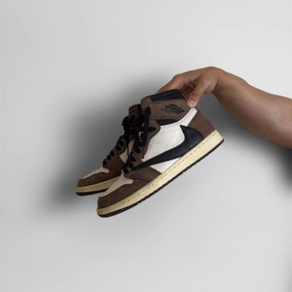 Air Jordan x Travis Scott Retro High "Mocha"