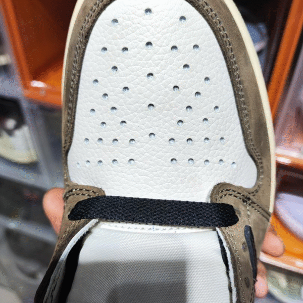 Air Jordan x Travis Scott Retro High "Mocha"