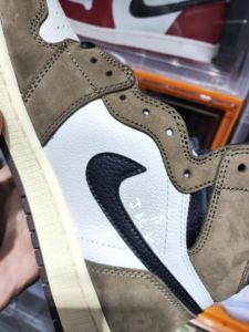 Air Jordan x Travis Scott Retro High "Mocha"