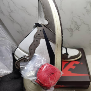 Air Jordan x Travis Scott Retro High "Mocha"
