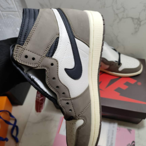 Air Jordan x Travis Scott Retro High "Mocha"