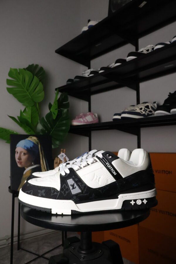 Louis Vuitton "Black White" - Slika 4