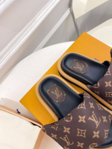 Louis Vuitton Sandale