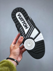 Louis Vuitton "Black White"