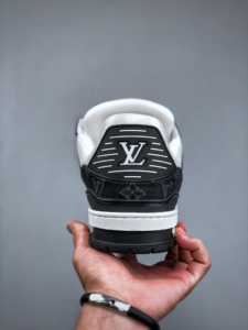 Louis Vuitton "Black White"