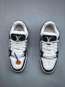 Louis Vuitton "Black White"