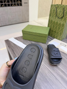 Gucci Papuče "All Black"