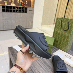 Gucci Papuče "All Black"
