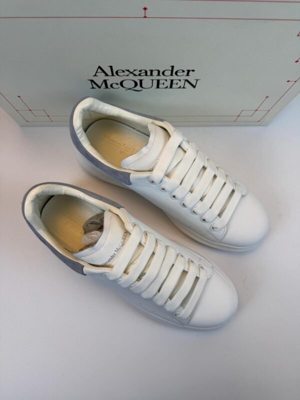 Alexander McQueen "LIGHT BLUE" - Slika 6
