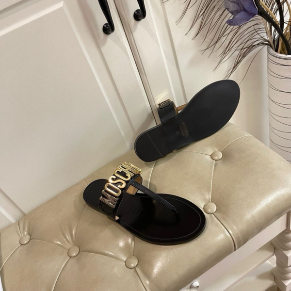 Moschino Sandale "Black Golden" - Slika 5