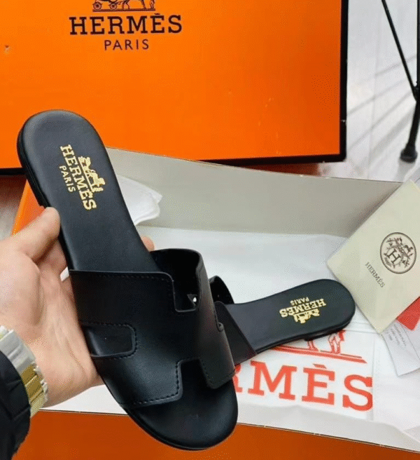 Hermes Paris Sandala "All Black"