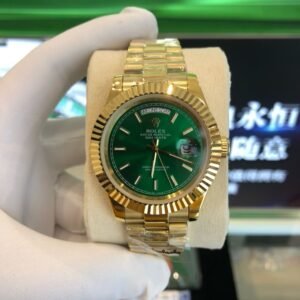 Wednesday Gold / Green