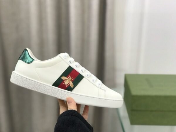 Gucci White Leather With Bee - Slika 2