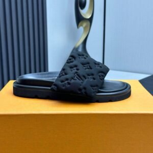 Louis Vuitton Miami Mule black
