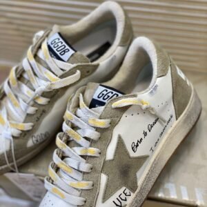 Golden Goose "White - Brown Star"