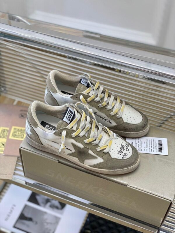 Golden Goose "White - Brown Star"