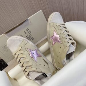 Golden Goose Beige / Pink Star