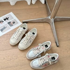 Golden Goose Flower / Grey Star