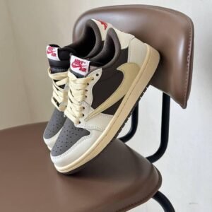 Jordan Travis Scott Light Mocha