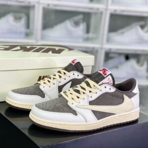 Jordan Travis Scott Light Mocha