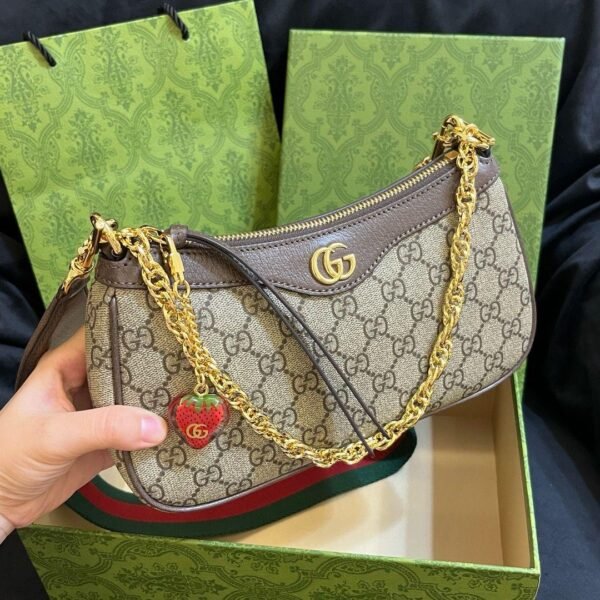 Gucci Monogram Strawberry Bag - Slika 7