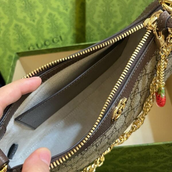 Gucci Monogram Strawberry Bag - Slika 8