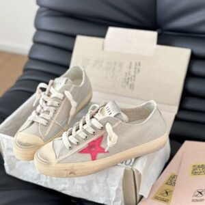 Golden Goose Grey / Pink Star