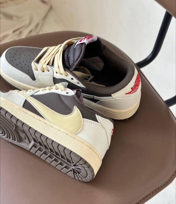 Jordan Travis Scott Light Mocha - Slika 8