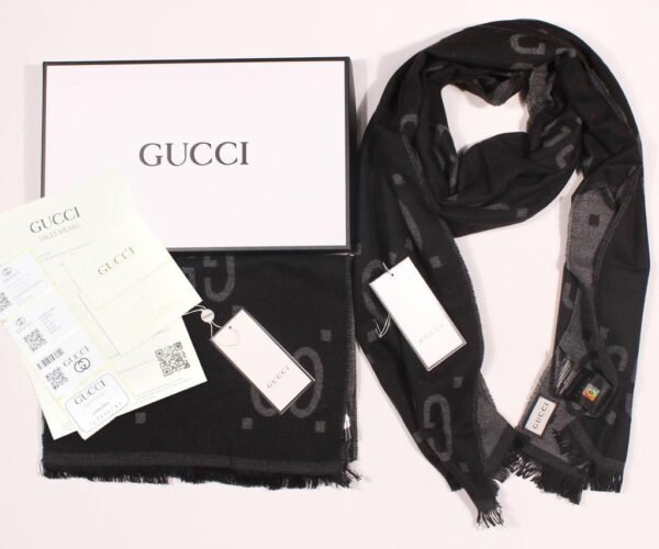 Gucci Šal
