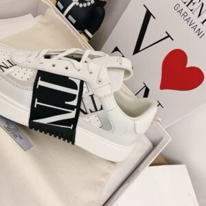 Valentino Garavani White New “White – Black”