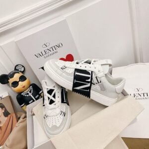 Valentino Garavani White New “White – Black”