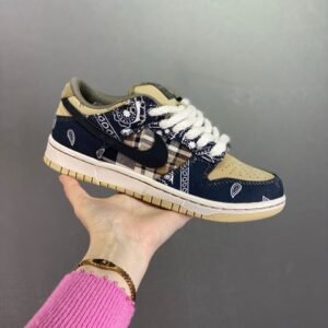 Nike x Travis Scott Dunk Low