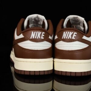 Nike Dunk White-Brown