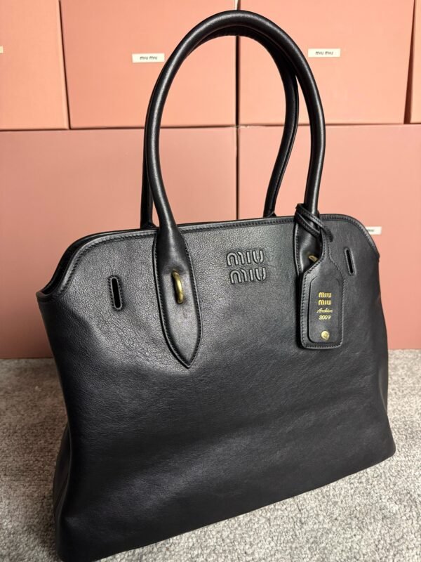 Miu Miu Aventure crna - Slika 4