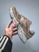 New Balance 9060 "Mushroom"