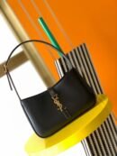 YSL Saint Laurent Hobo black