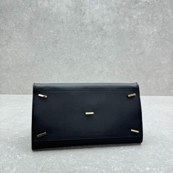 Salvatore Ferragamo Hug medium crna