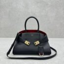 Salvatore Ferragamo Hug medium crna
