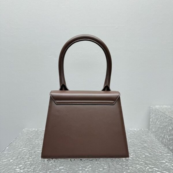 JACQUEMUS Le Chiquito Noeud Leather top handle bag smeđa
